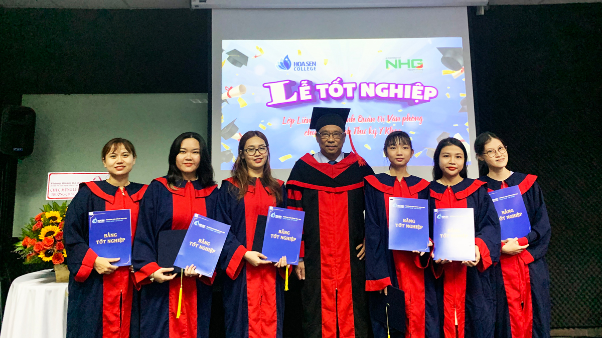 Hoa Sen College đào tạo Cử nhân Thư ký Y khoa và bảo đảm việc làm