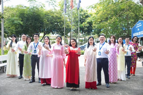 Hoa Sen College hưởng ứng tuần lễ áo dài 2026: Lan tỏa vẻ đẹp truyền thống giữa môi trường giáo dục