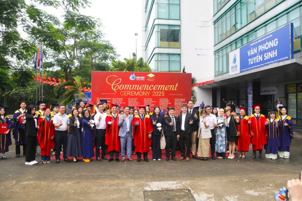 Trường Cao đẳng Nghề Hoa Sen long trọng tổ chức Lễ Tốt nghiệp và Trao bằng Cử nhân thực hành – Kỹ sư thực hành năm 2025