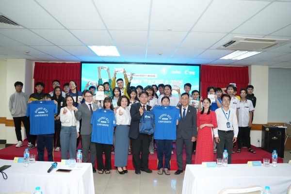 Tăng cường hợp tác quốc tế trong giáo dục nghề nghiệp: Trường Cao đẳng nghề Hoa Sen ký kết MOU với Đại học Dong-eui (Hàn Quốc)